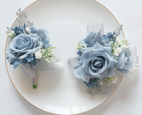 MAFELOE boutonniere back shows pin and clip for secure wear