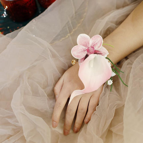 MAFELOE pink accessories for anniversaries, proms, and homecoming celebrations.