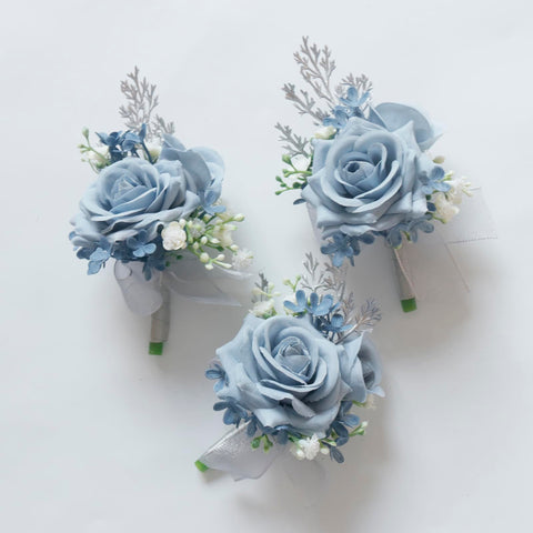 MAFELOE rose detail with greenery closeup highlighting realistic texture