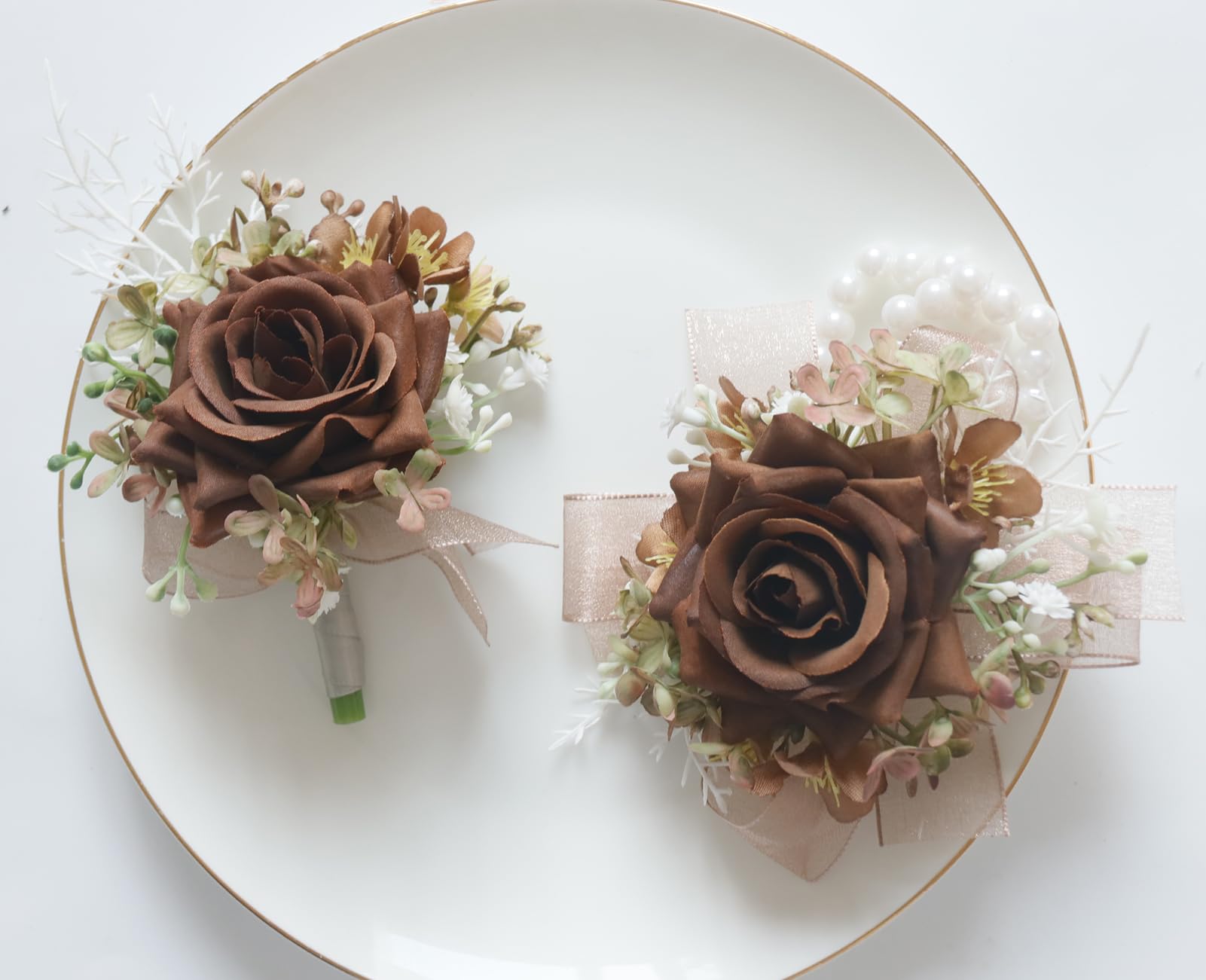 MAFELOE artificial flowers with greenery detail for lasting elegance