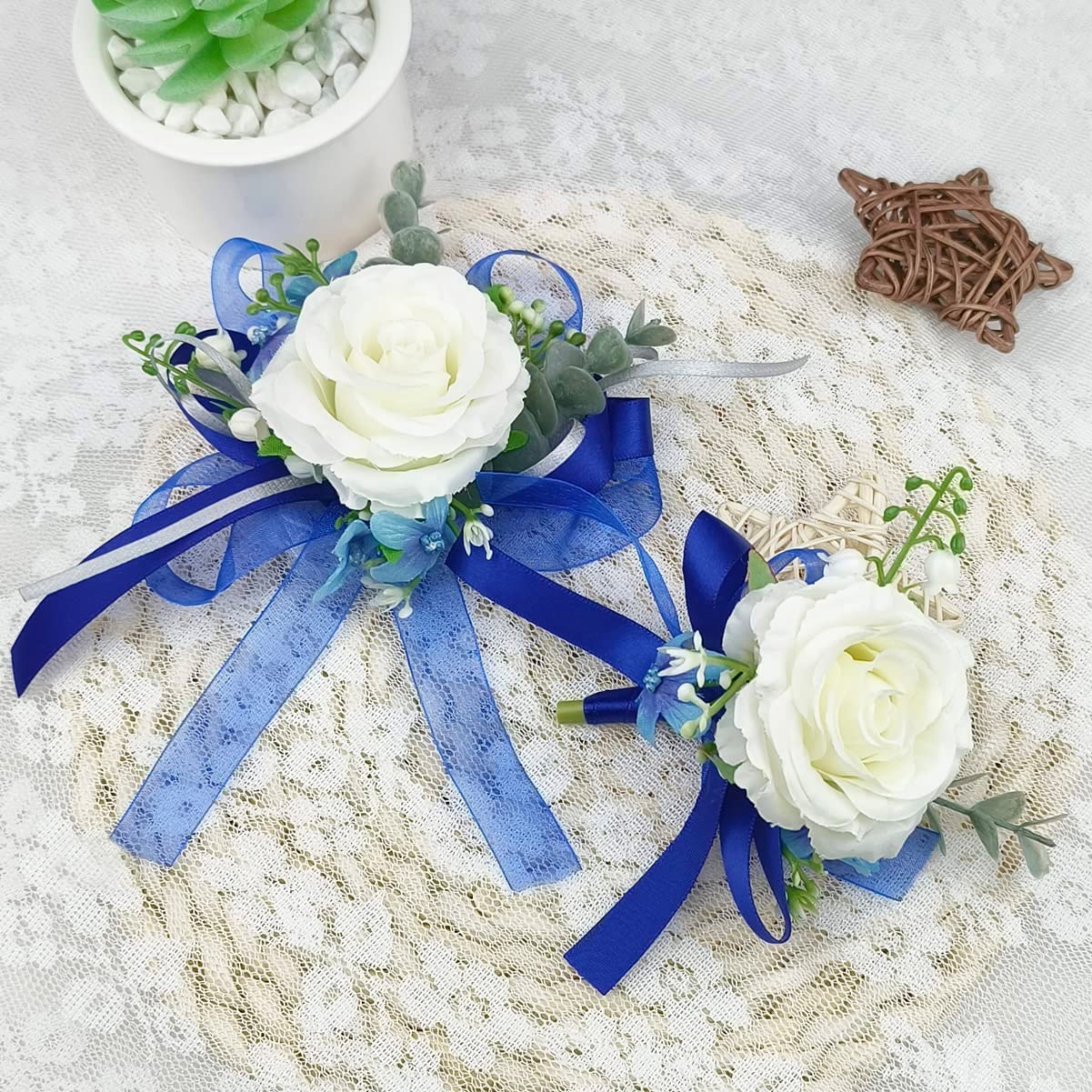 MAFELOE artificial silk rose with greenery and refined craftsmanship