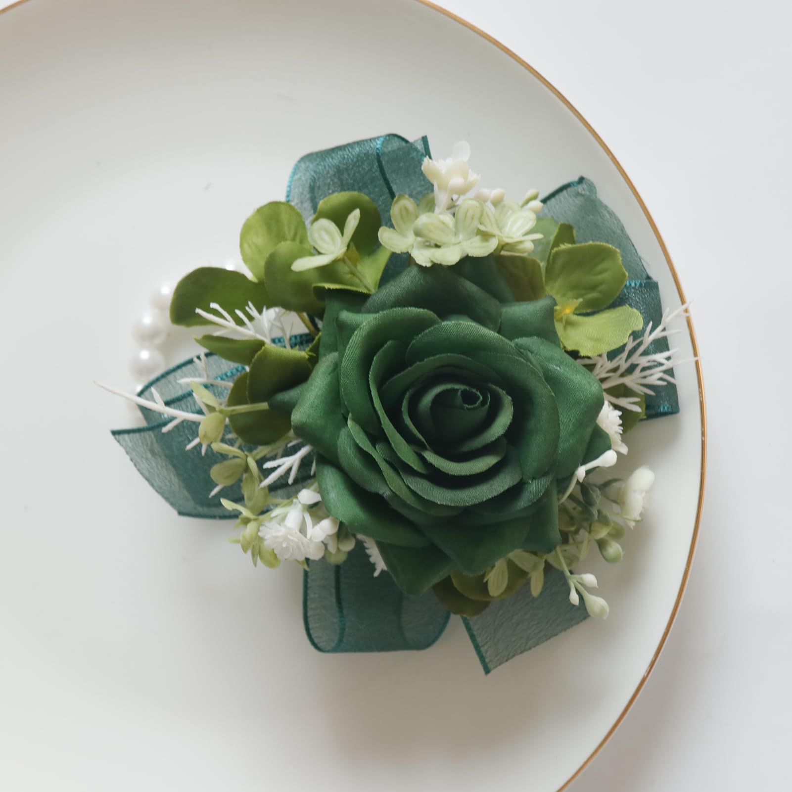 MAFELOE artificial greenery and ribbons for lasting color