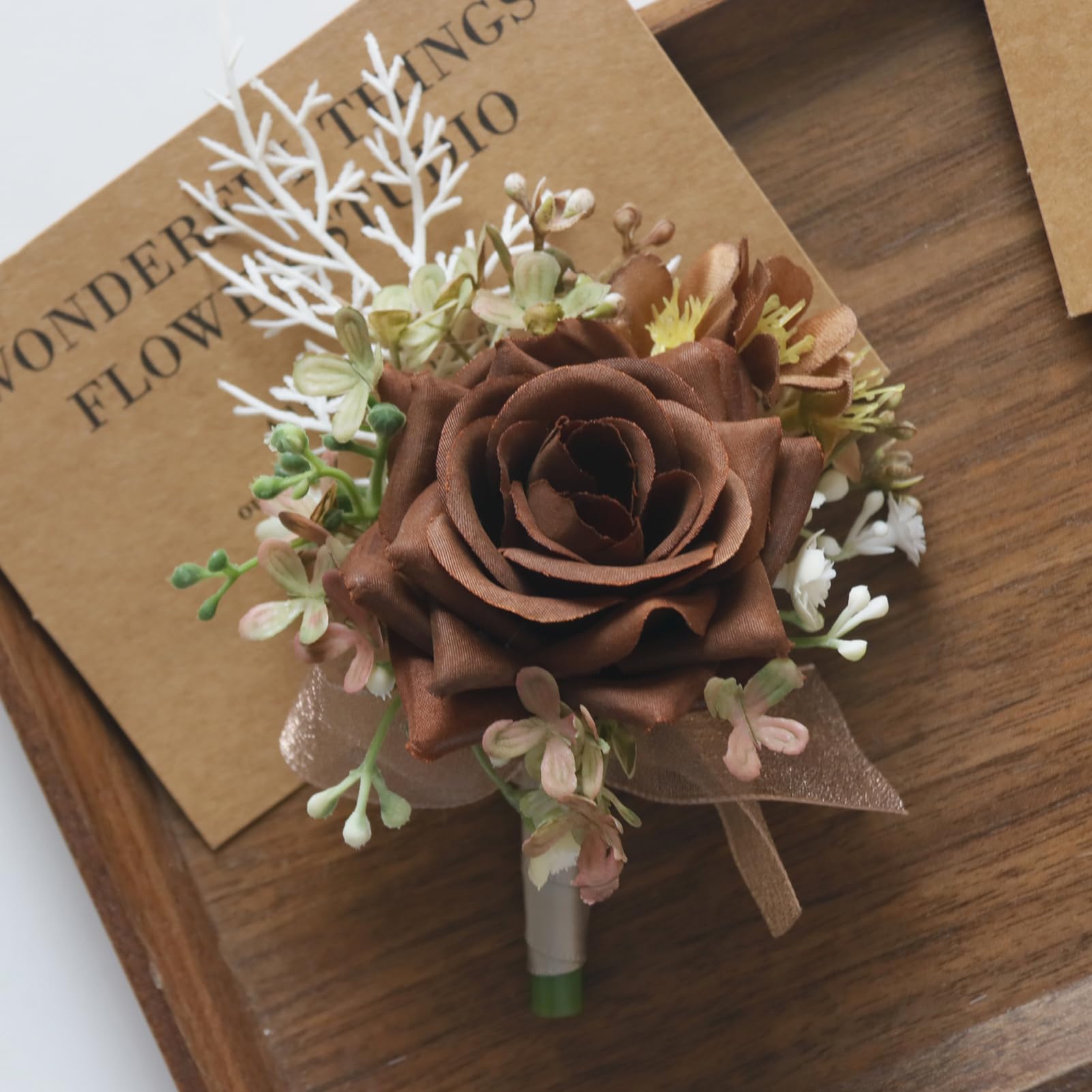 MAFELOE packaged corsage and boutonniere set ready for gifting and event-ready presentation