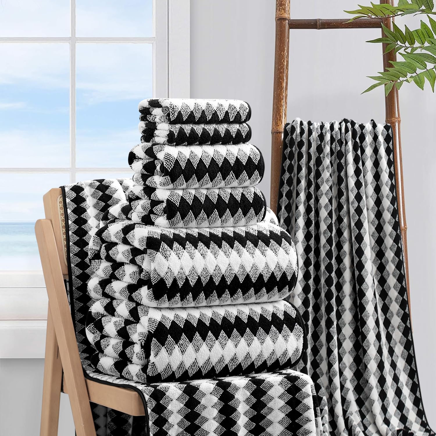 MAGGEA 600GSM microfiber for plush softness and absorbency
