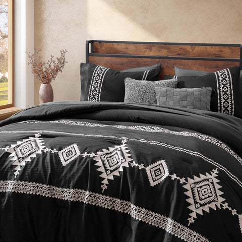 MaiRêve bedding packaging contents includes 7-piece set and sheets