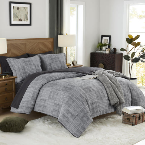 MaiRê bed-in-a-bag pocket design keeps essentials within reach.