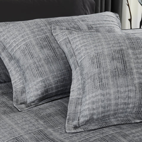 MaiRê shams 20x26 add structured layers to the bed.