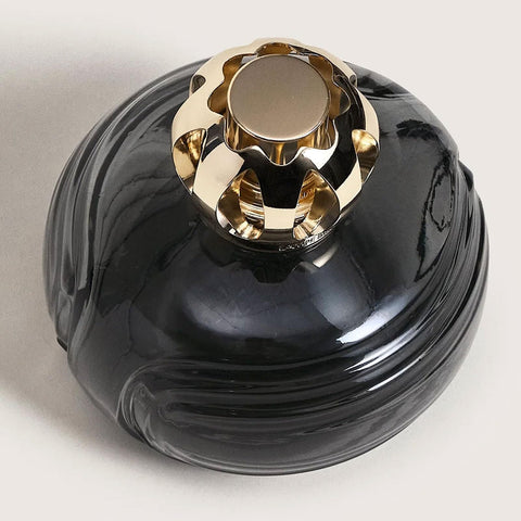 MAISON BERGER Enigma lamp with 386 ml capacity for ongoing use.