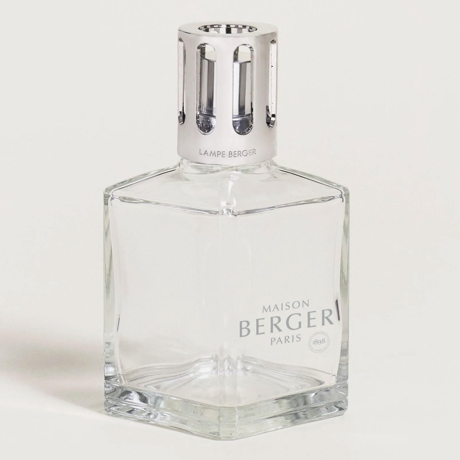 Maison Berger flameless diffusion in action on a tabletop