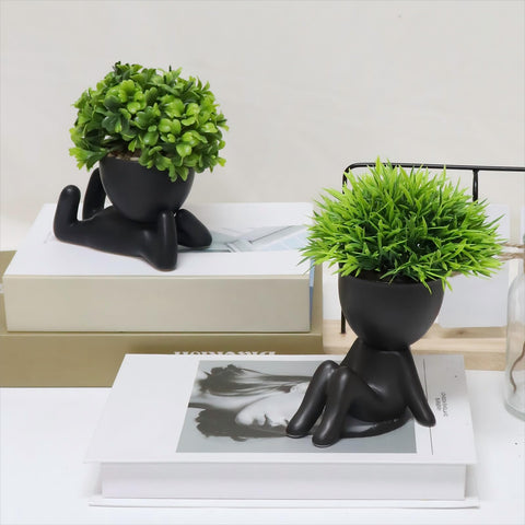 MAKHOT charming potted succulents make thoughtful gifts for colleagues and friends