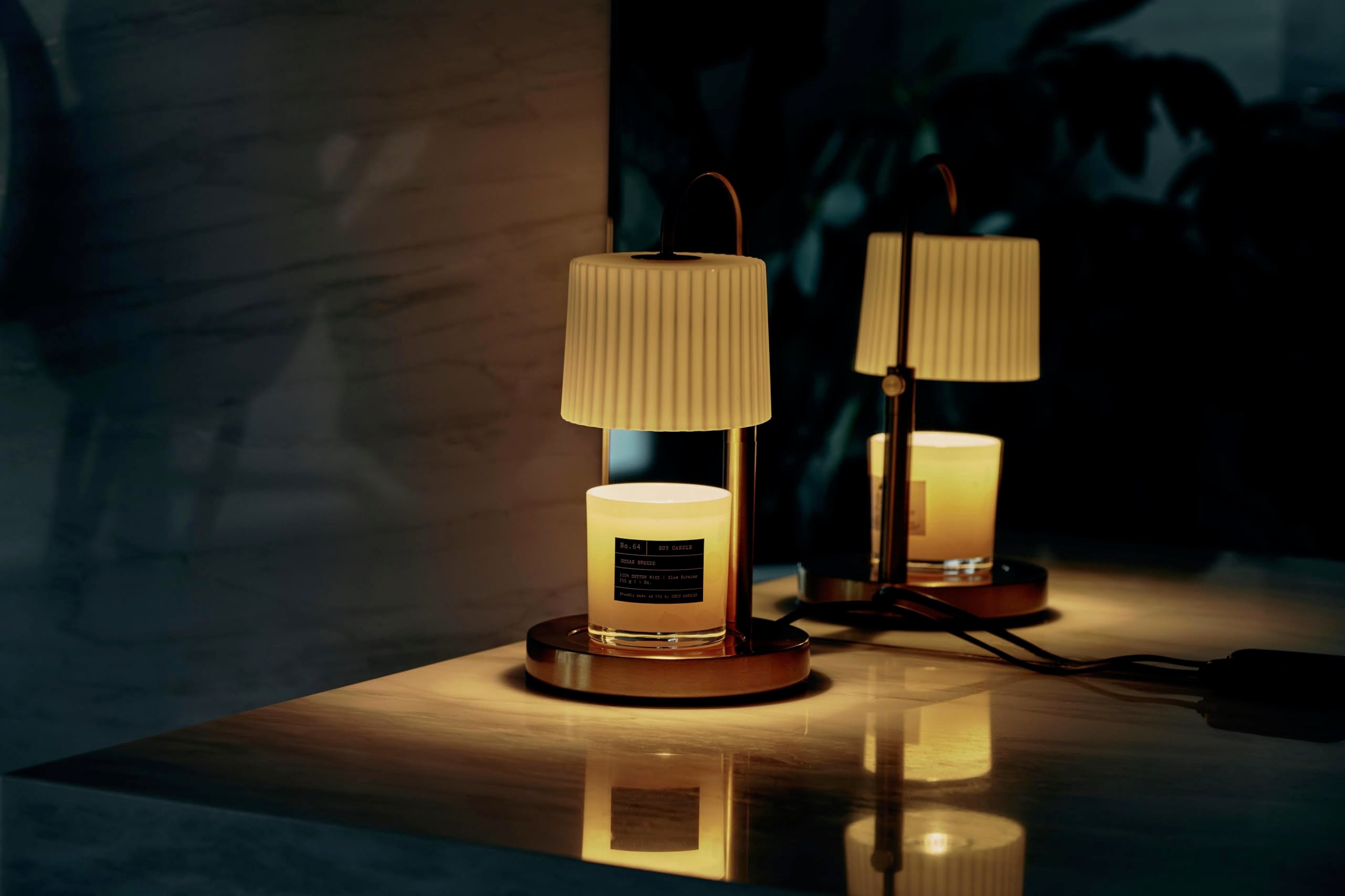 Malbella Essentials supports votive to pillar candles for versatile scent experiences.