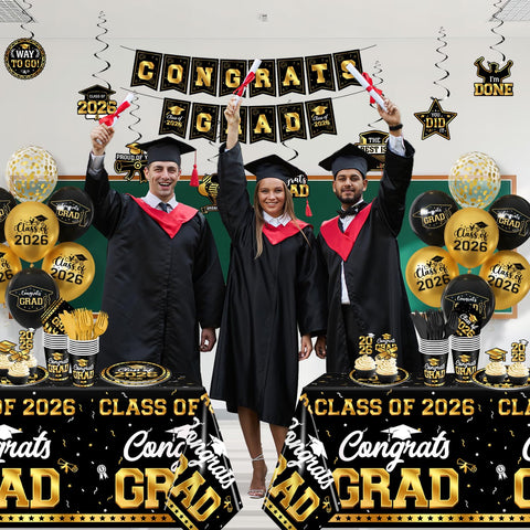 M AMFEOV black gold graduation plates for easy serving at parties.