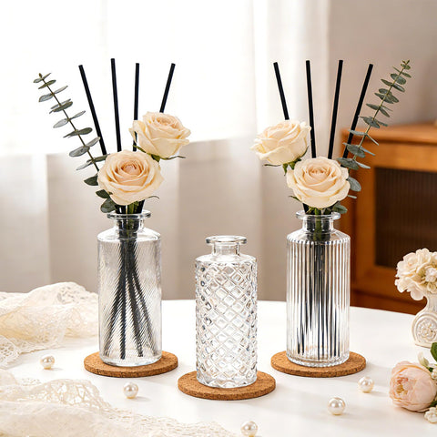 Mapoxy glass bud vase with diagonal ribbed texture adds dynamic décor.