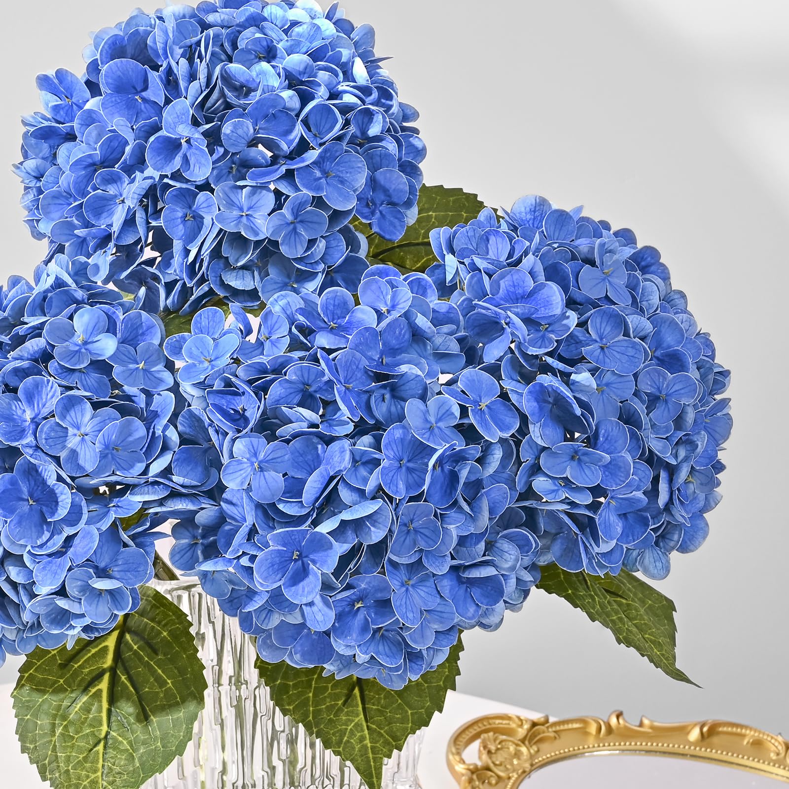 MARTINE MALL 196 petals per bouquet feature enhances fullness