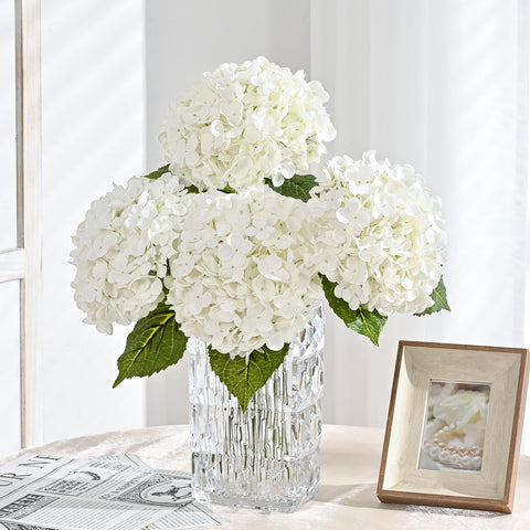 MARTINE MALL hydrangea-weddings ideal for elegant tables and ceremony accents