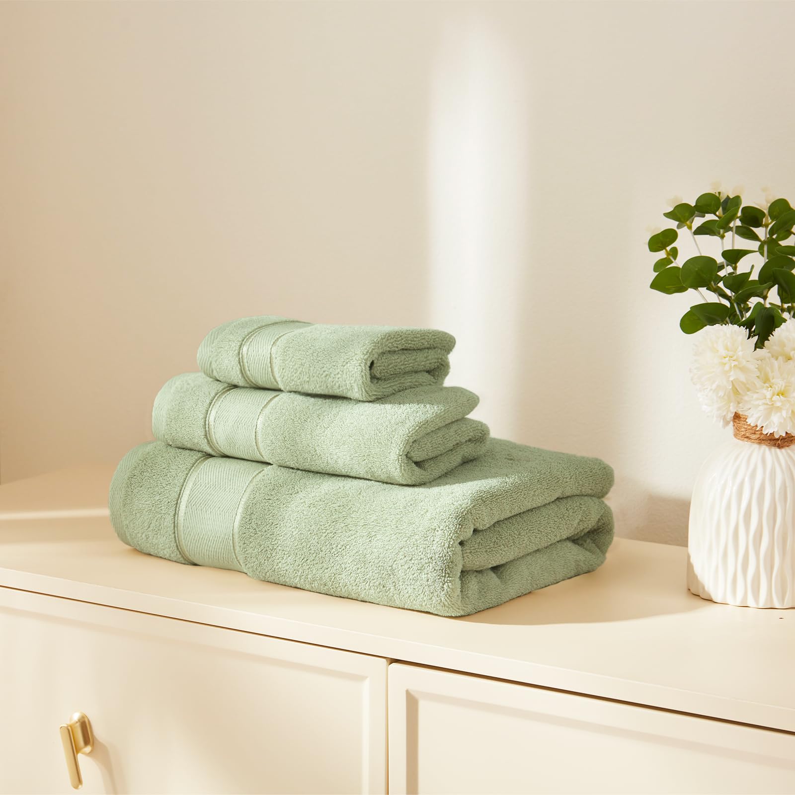 Marvione Turkish cotton softness showcased in plush towels for home use.