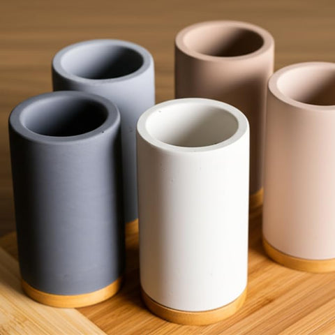 Matani quick-drying design speeds up brushing routine.