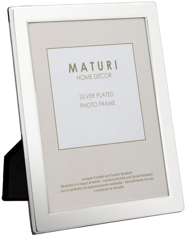 Maturi silver-plated photo frame front view for an elegant 8x10 display.