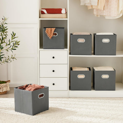 MAX Houser bin handle close-up shows dual grips for easy transport.