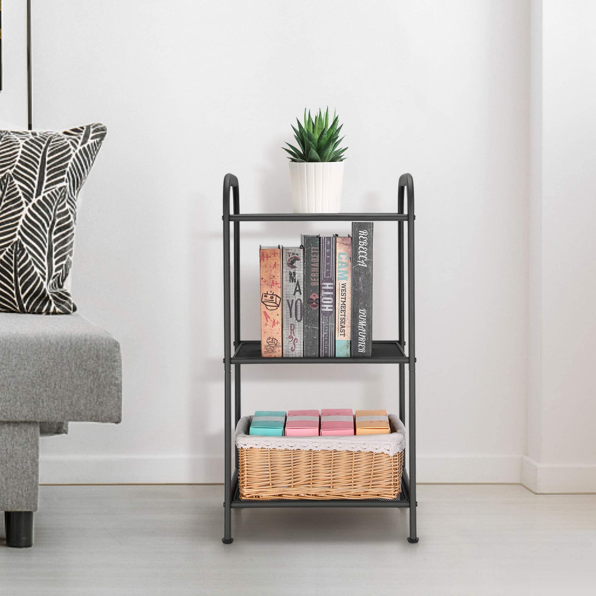 Bathroom organization using MAX Houser rack for toiletries and towels