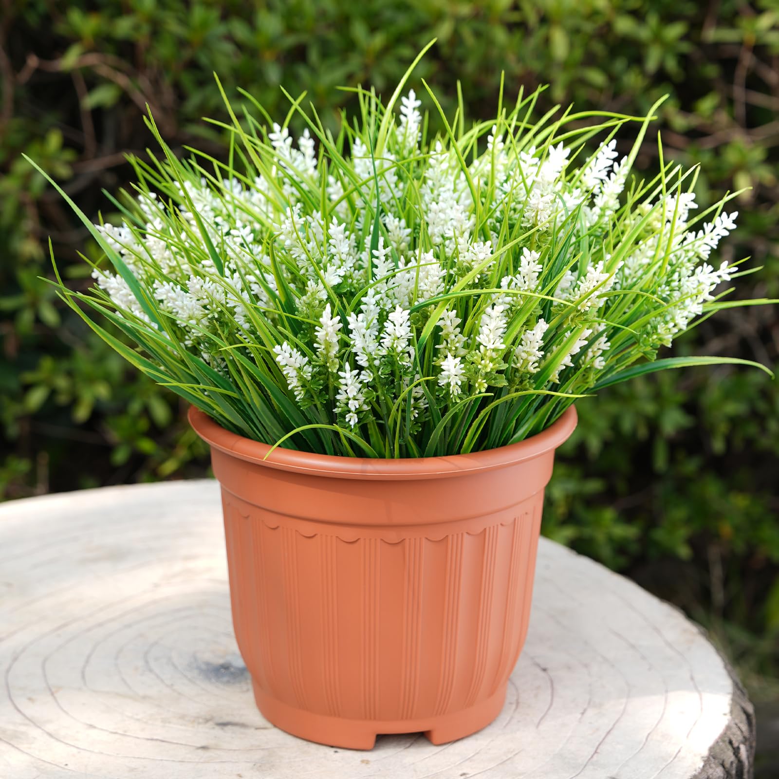 White Maxkes lavender bundles offer a fresh outdoor accent for any space.