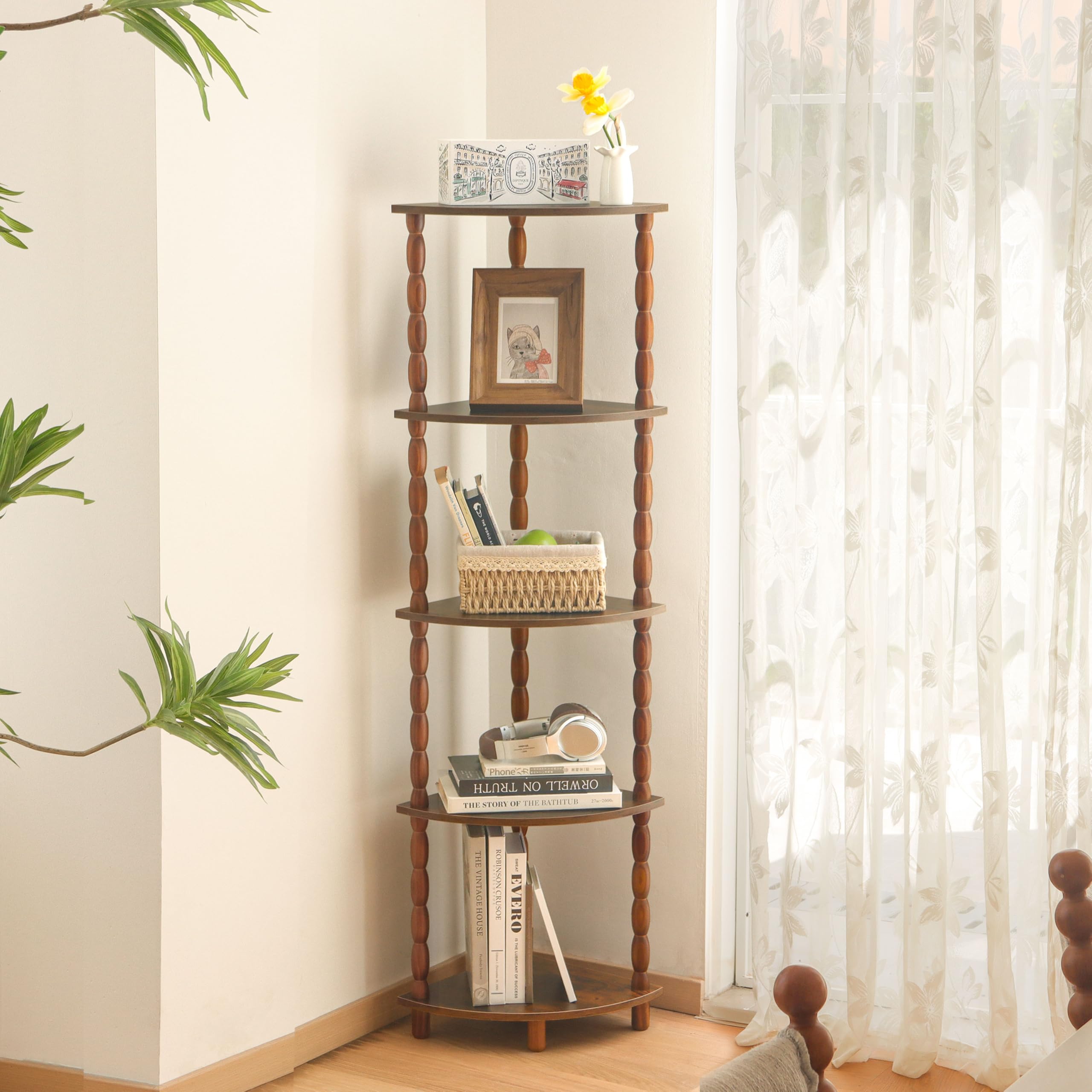 MaxSmeo Corner Shelf finish is water-resistant and easy to wipe clean