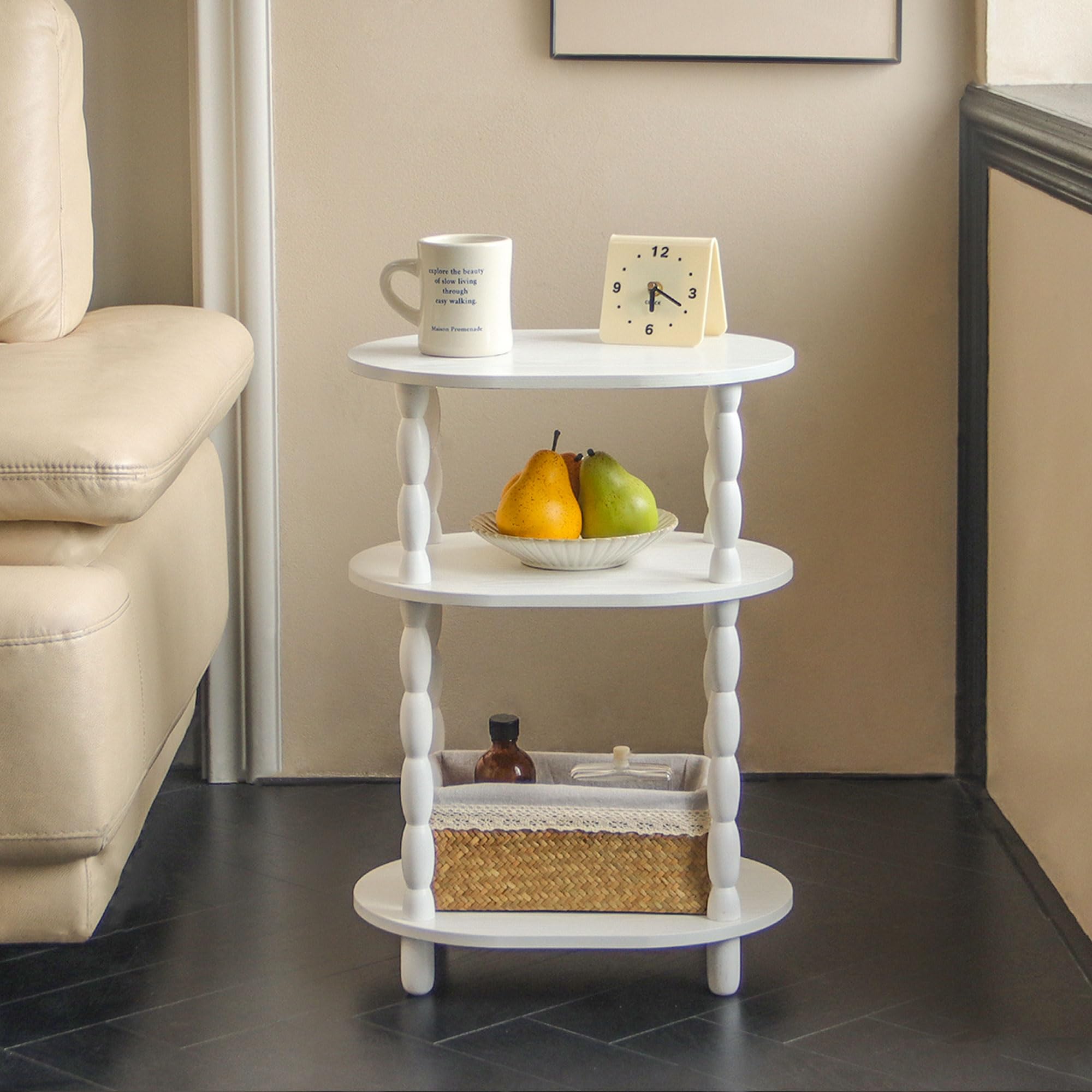 MaxSmeo retro-modern design blends vintage charm with contemporary living spaces.