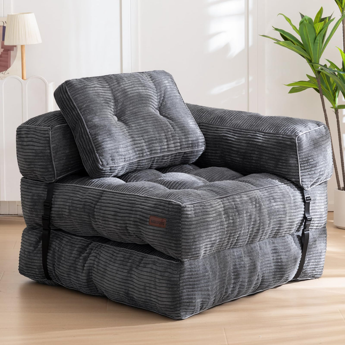 MAXYOYO folding sofa bed with L-shaped design offers flexible seating and sleeping options.