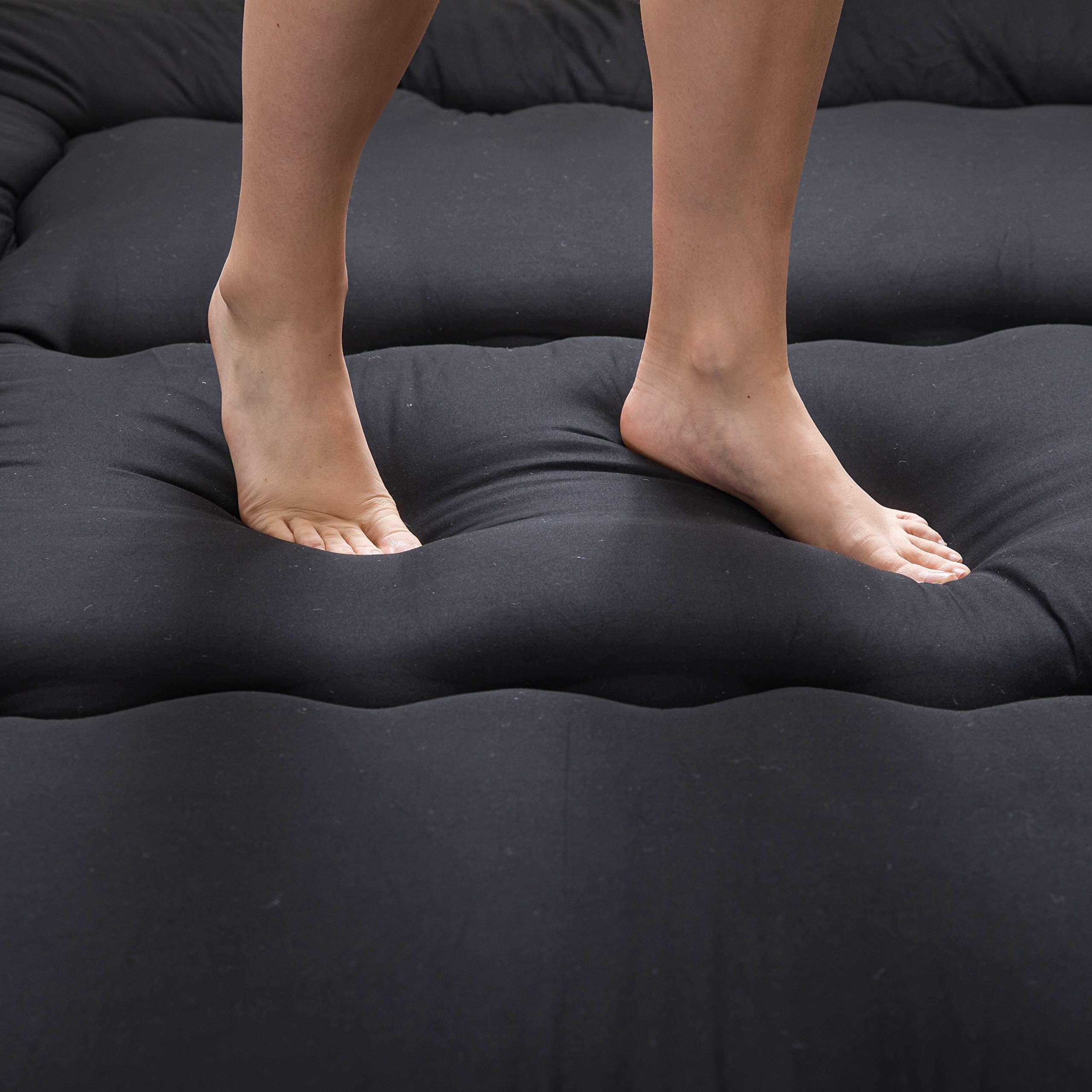 MAXYOYO bedroom setup shows the mattress as a bed alternative
