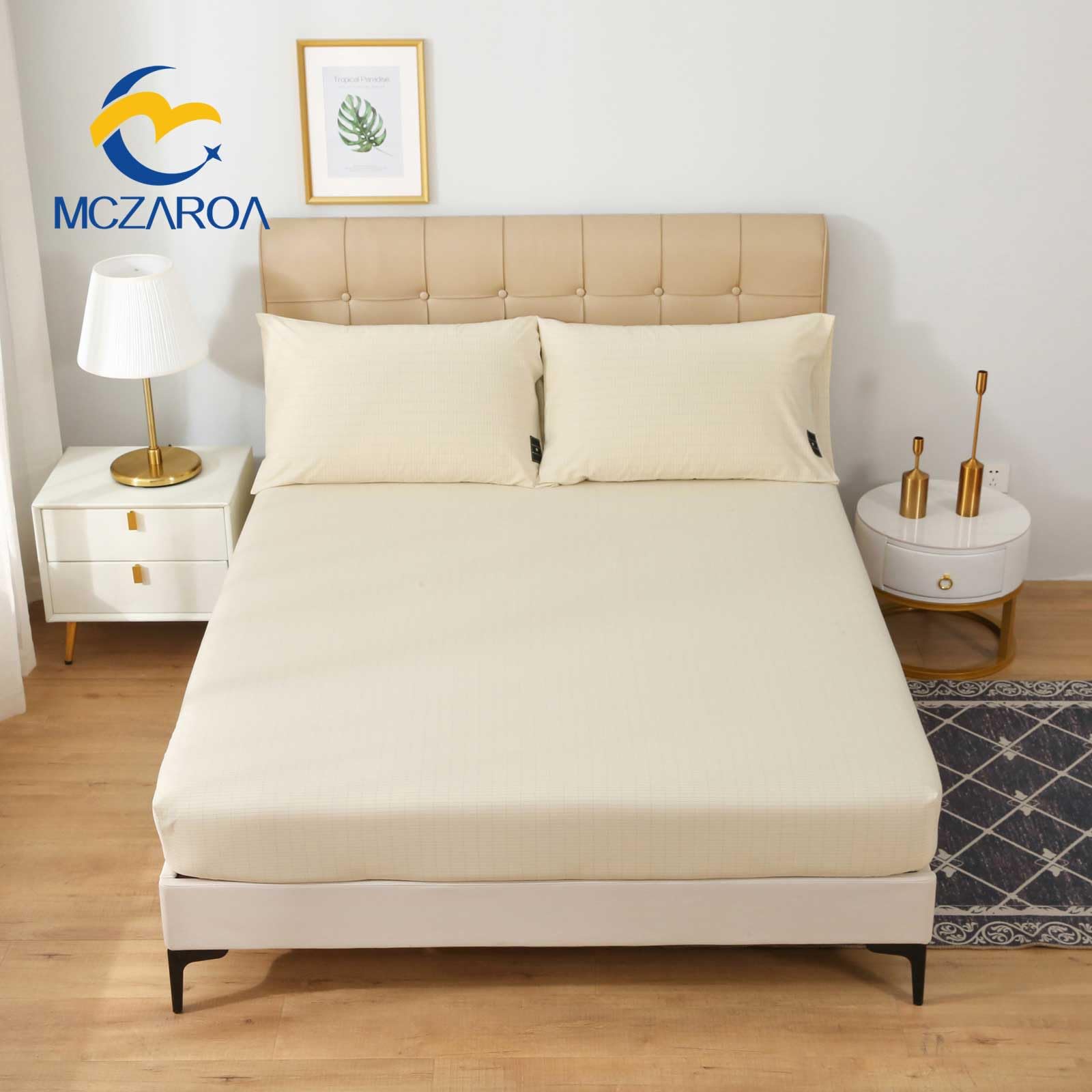 MCZAROA sheet with deep pockets fits securely on king mattresses.