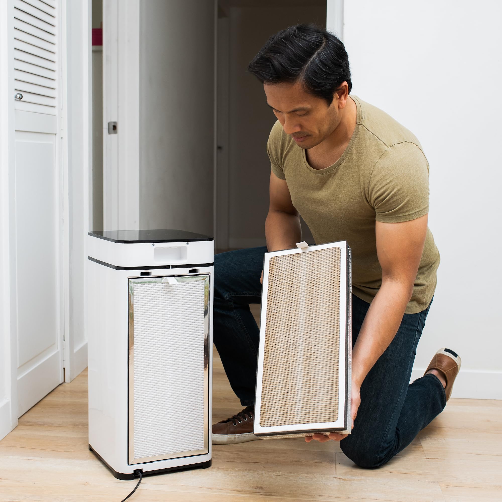 Medify MA-40 easy filter replacement for quick maintenance.