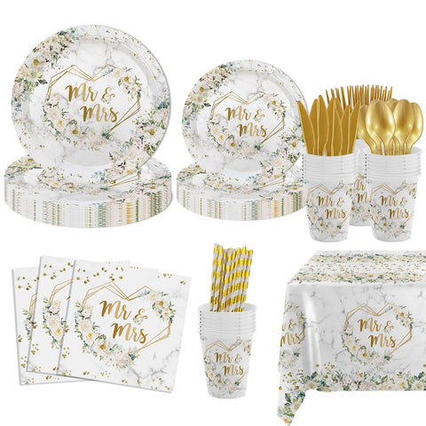 Mehofond Mr and Mrs gold text plates elevate wedding tables