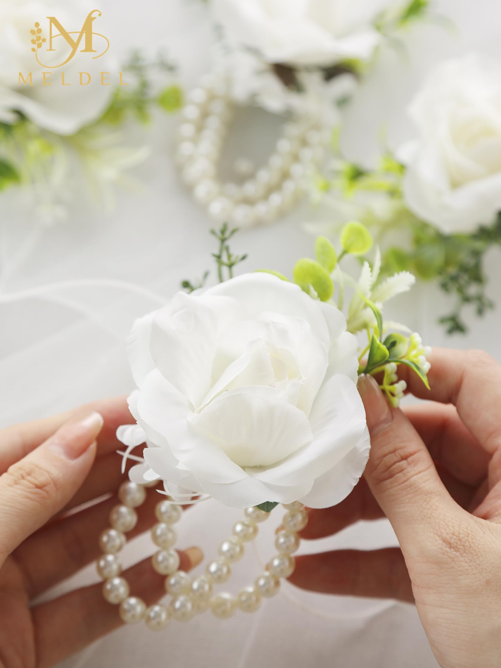 Meldel elastic pearl wristband corsage detail for comfortable all-day wear