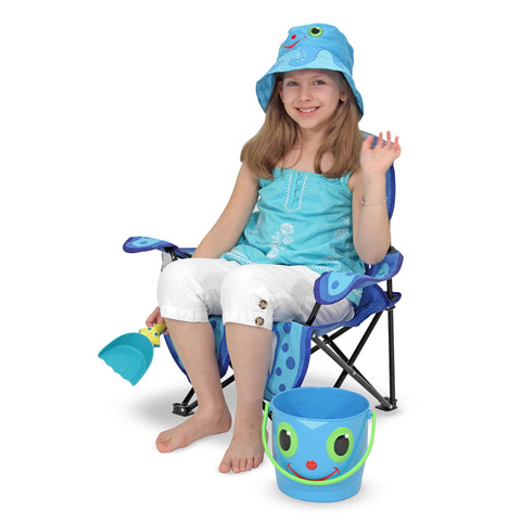 Melissa & Doug Sunny Patch cup holder close up for convenient beverage access
