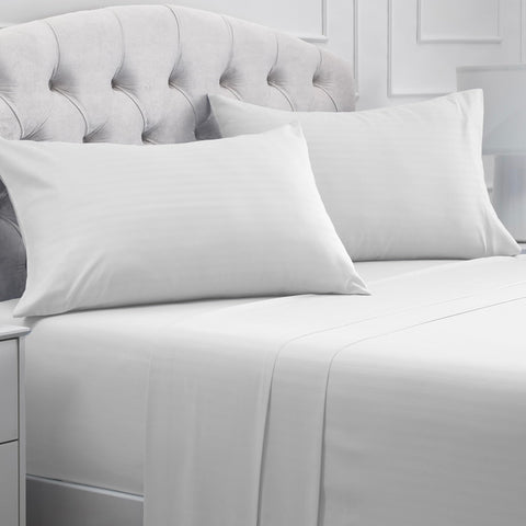 Mellanni queen sheets set packaging image highlights lightweight luxury and easy care.