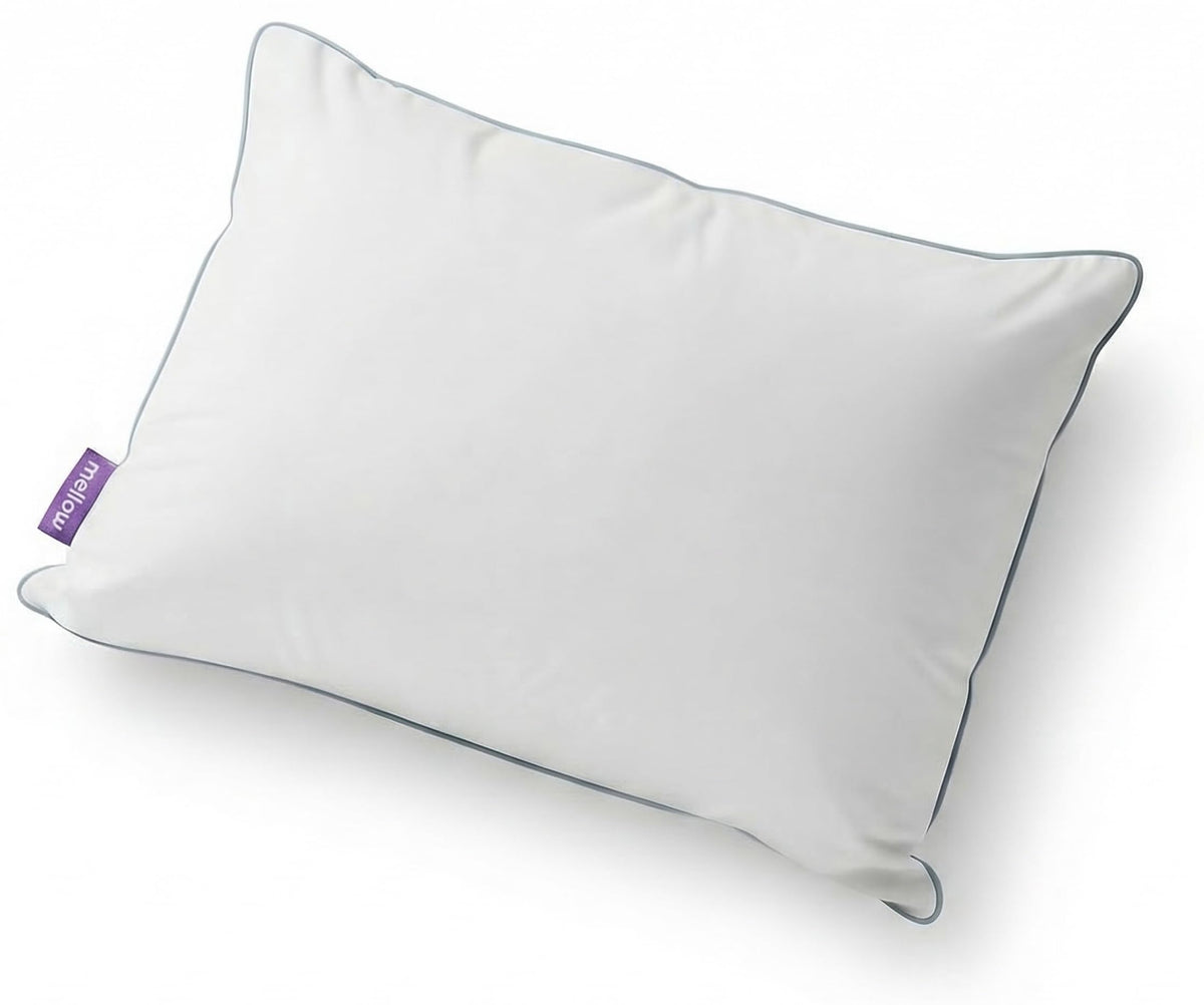 Mellow Hotel Pillow waterproof cover blocks spills for clean, restful nights.