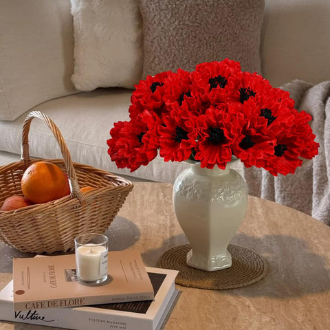 Melorca&Guilla wedding decor with soft PU petals