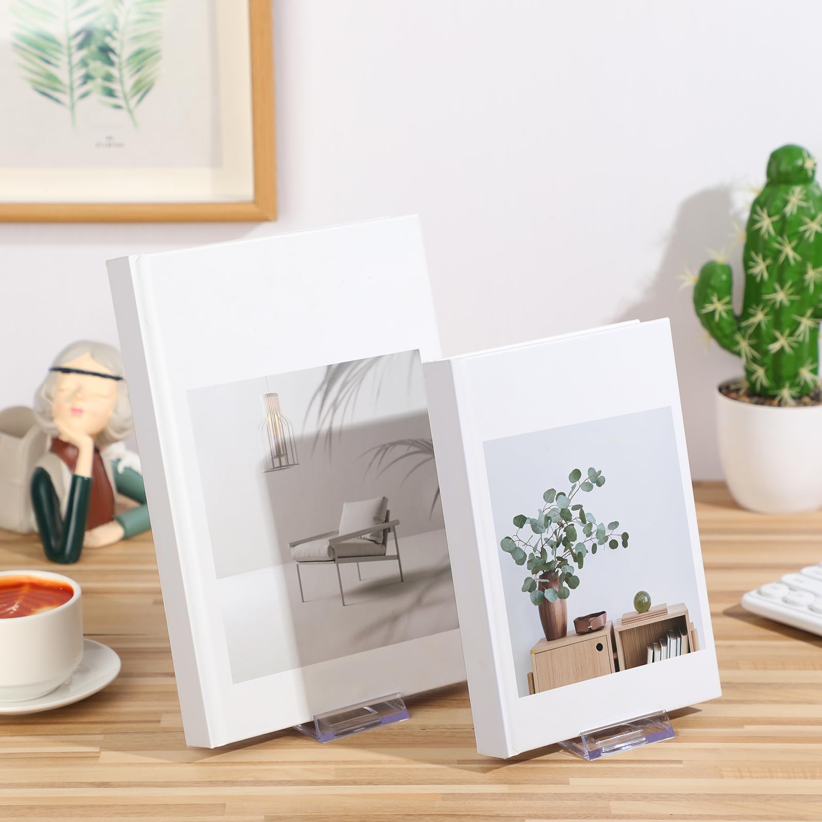 Memorywuu transparent acrylic stand with triangular base for stable displays.