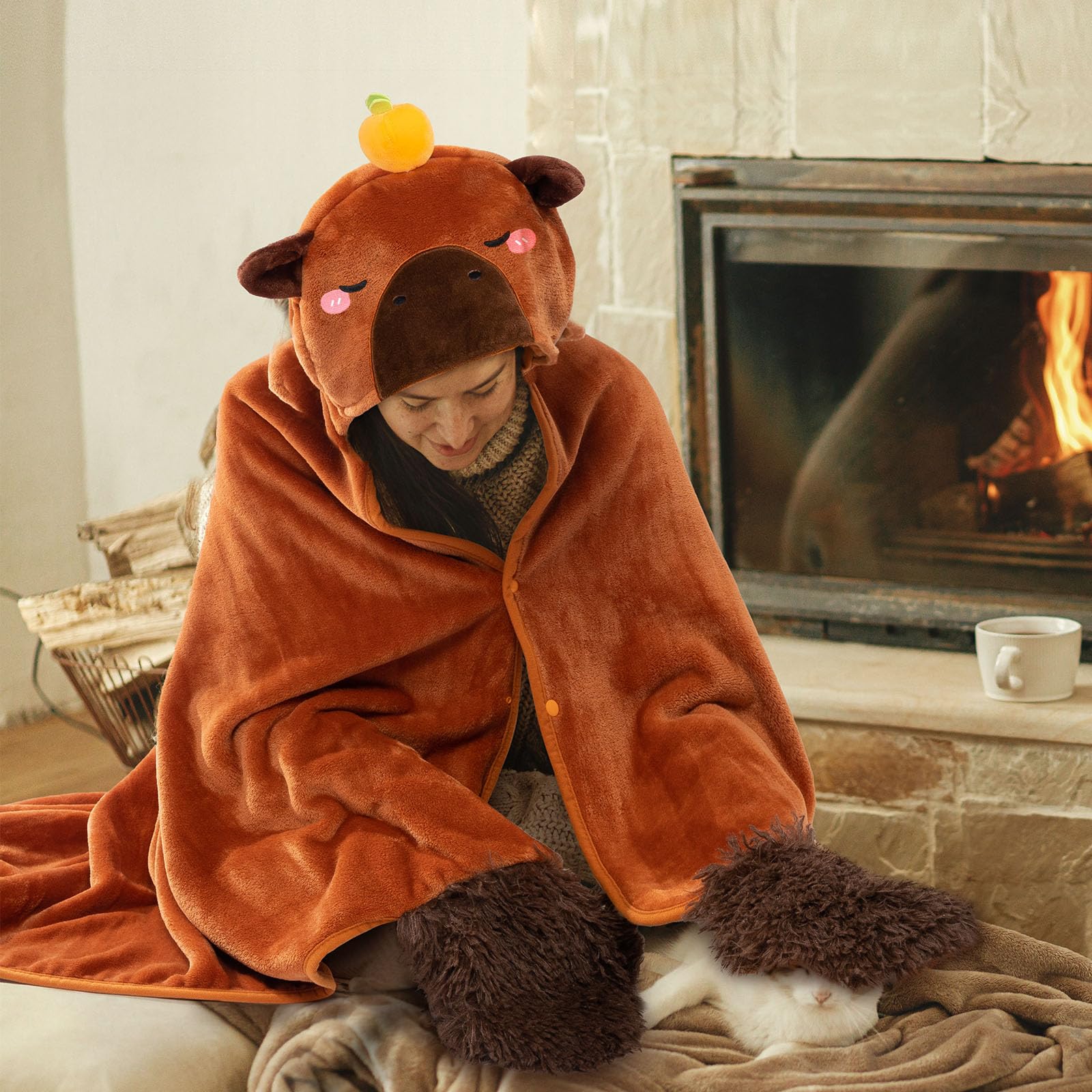 Mewaii one-size-fits-most blanket with 62 by 52 inches of coverage.
