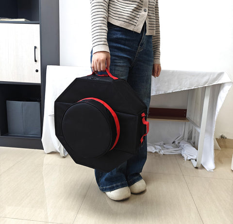 Mezonflex hat box with adjustable shoulder strap for hands-free travel
