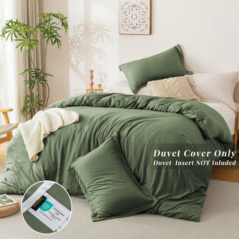 Zipper closure detail on the olive green MILDLY duvet cover for easy insert