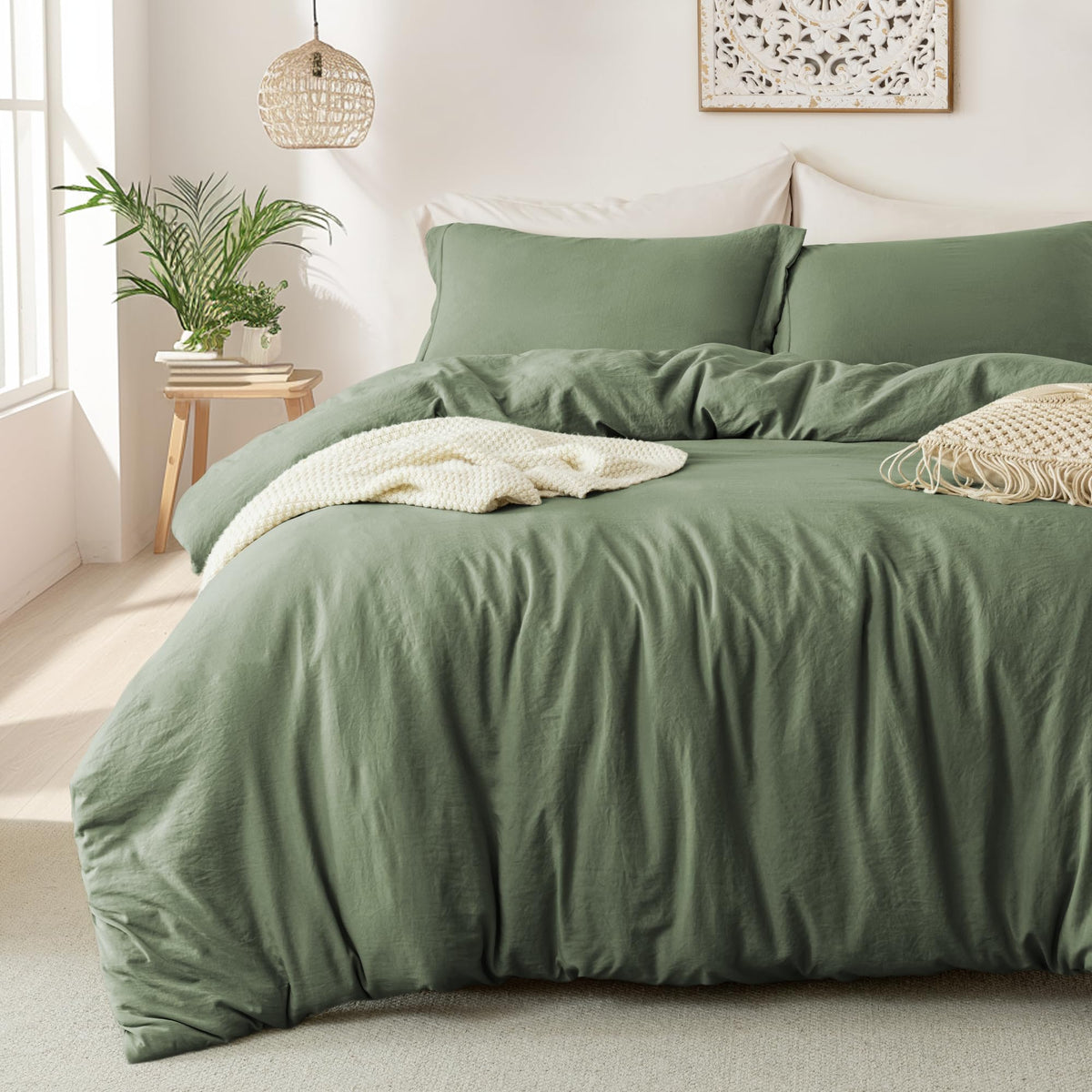 MILDLY duvet cover olive green main view highlighting soft microfiber fabric