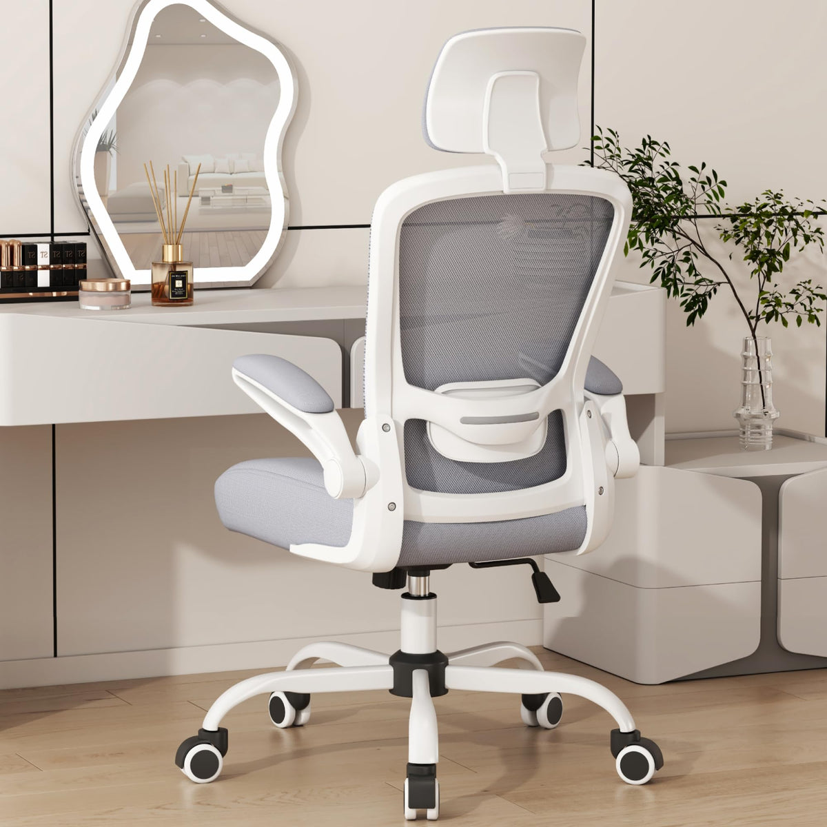 Mimoglad office chair with ergonomic back support for better posture.