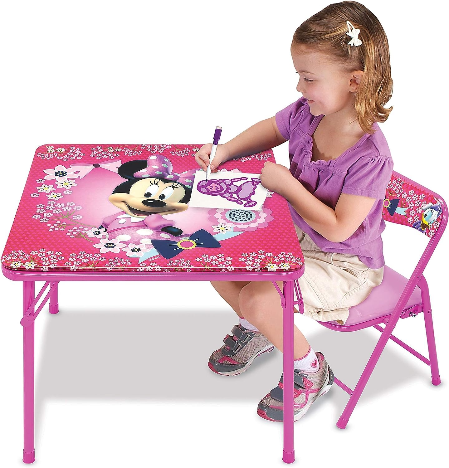 MINNIE Mouse Blossoms and Bows table surface for drawing and meals.