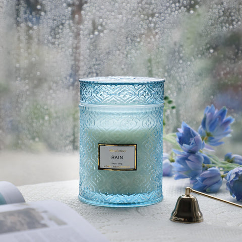 MIRASCENTS blue pattern glass close-up highlights elegant design and soy wax