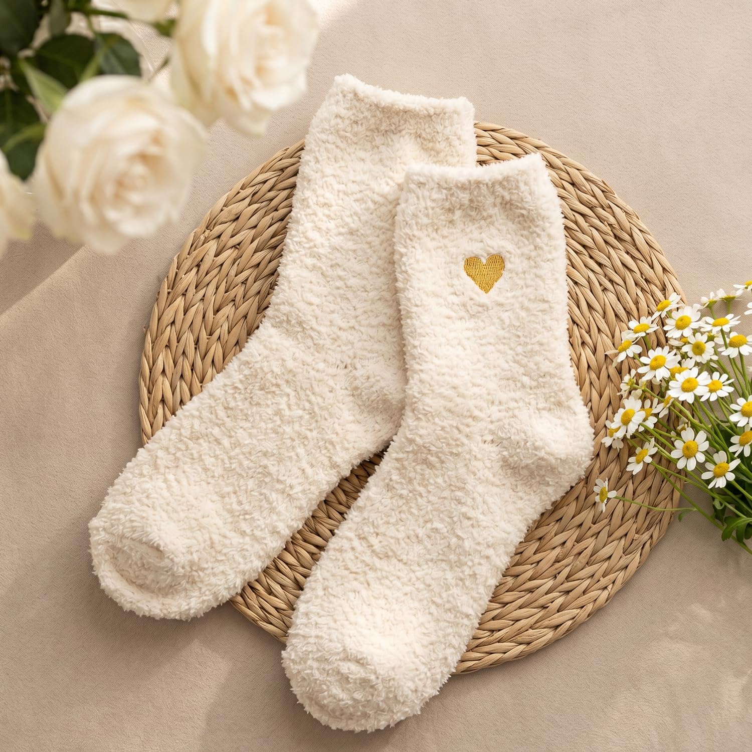 Mirasphere wool socks — soft warmth for all-day comfort at home or on the go.