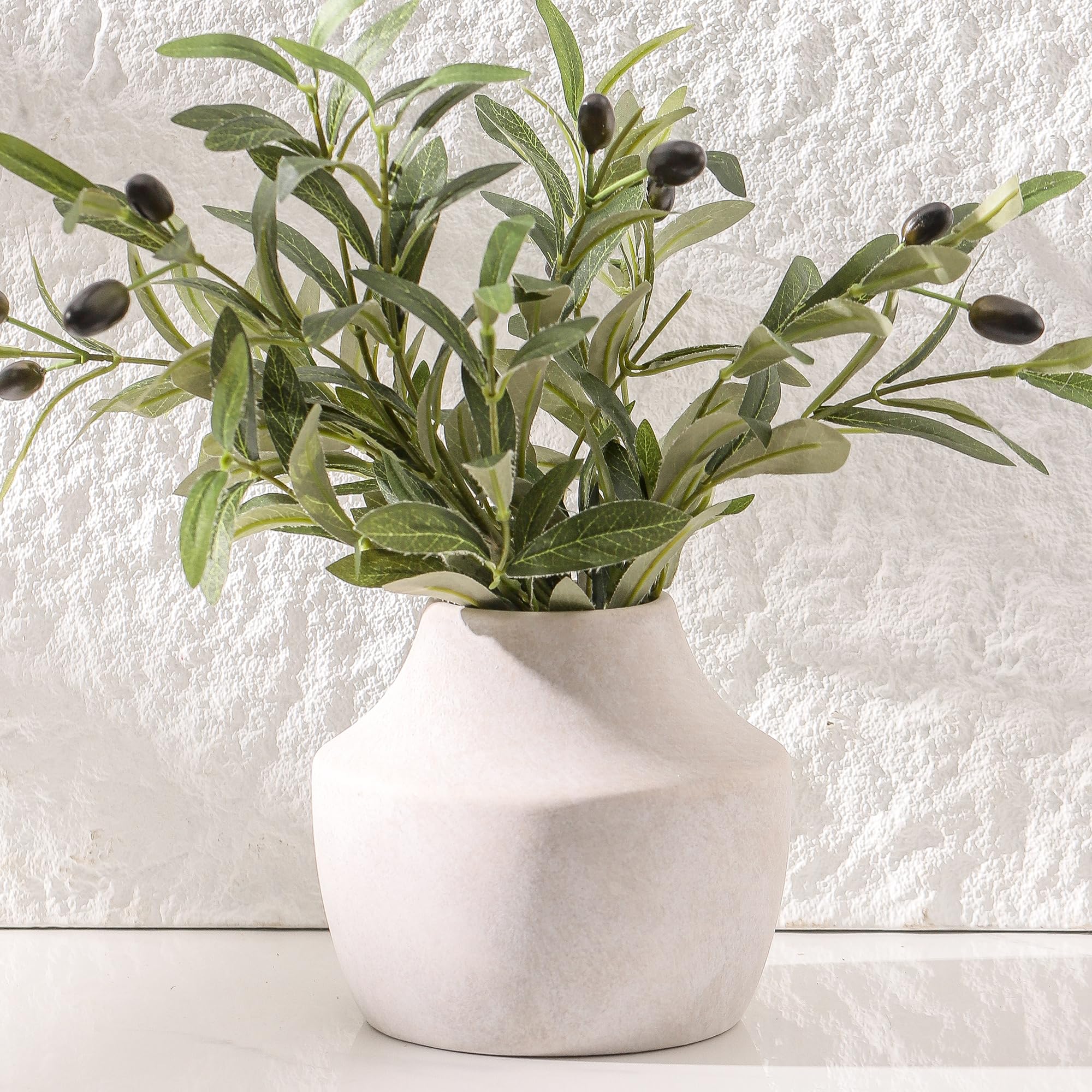 Mitt&Ditt handcrafted vase with rustic glaze complements classic and boho styles.