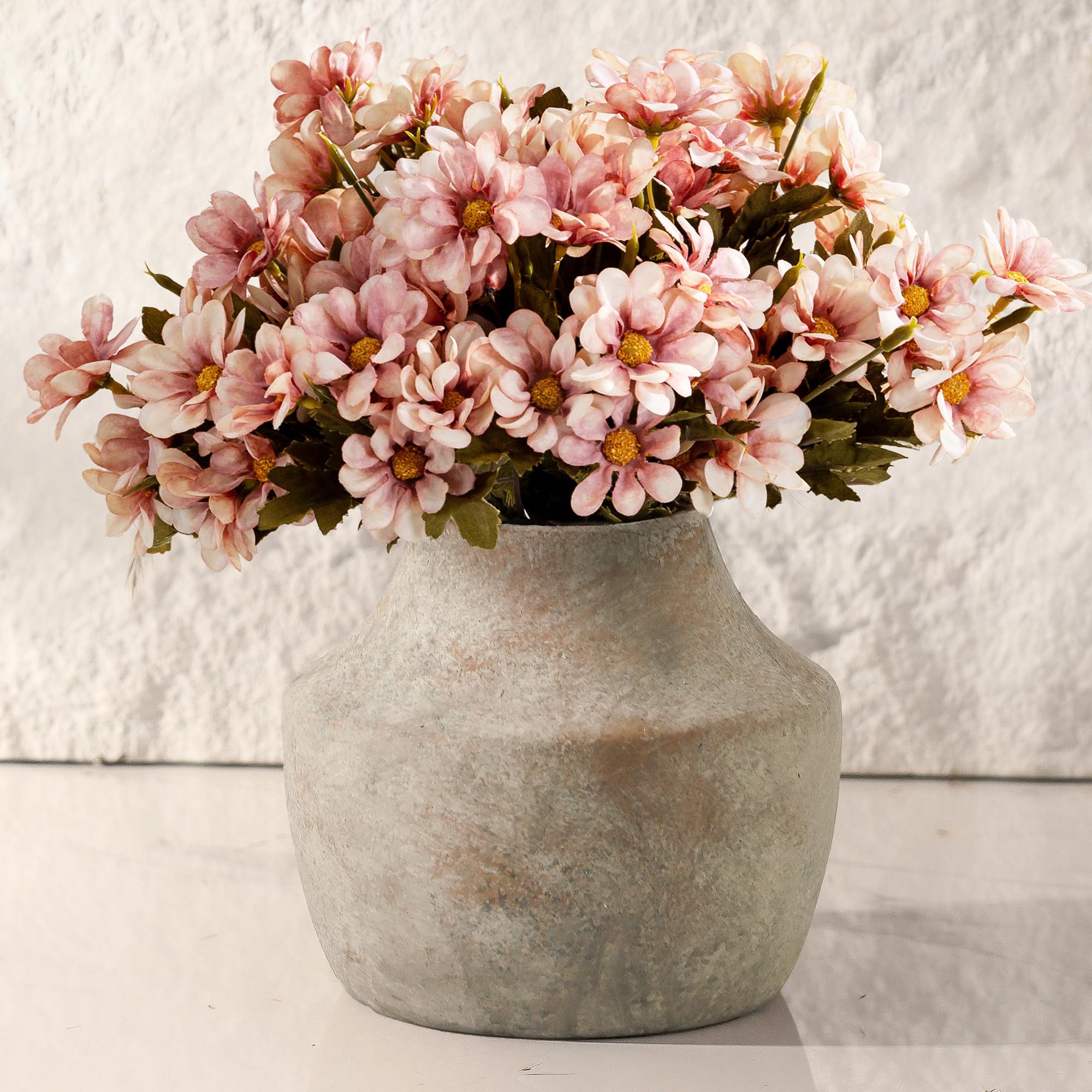 Mitt&Ditt vase fits farmhouse, classic, bohemian styles for living room or entryway