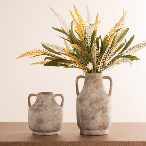 Mitt&Ditt 8 inch vase elevates living room tables and mantels