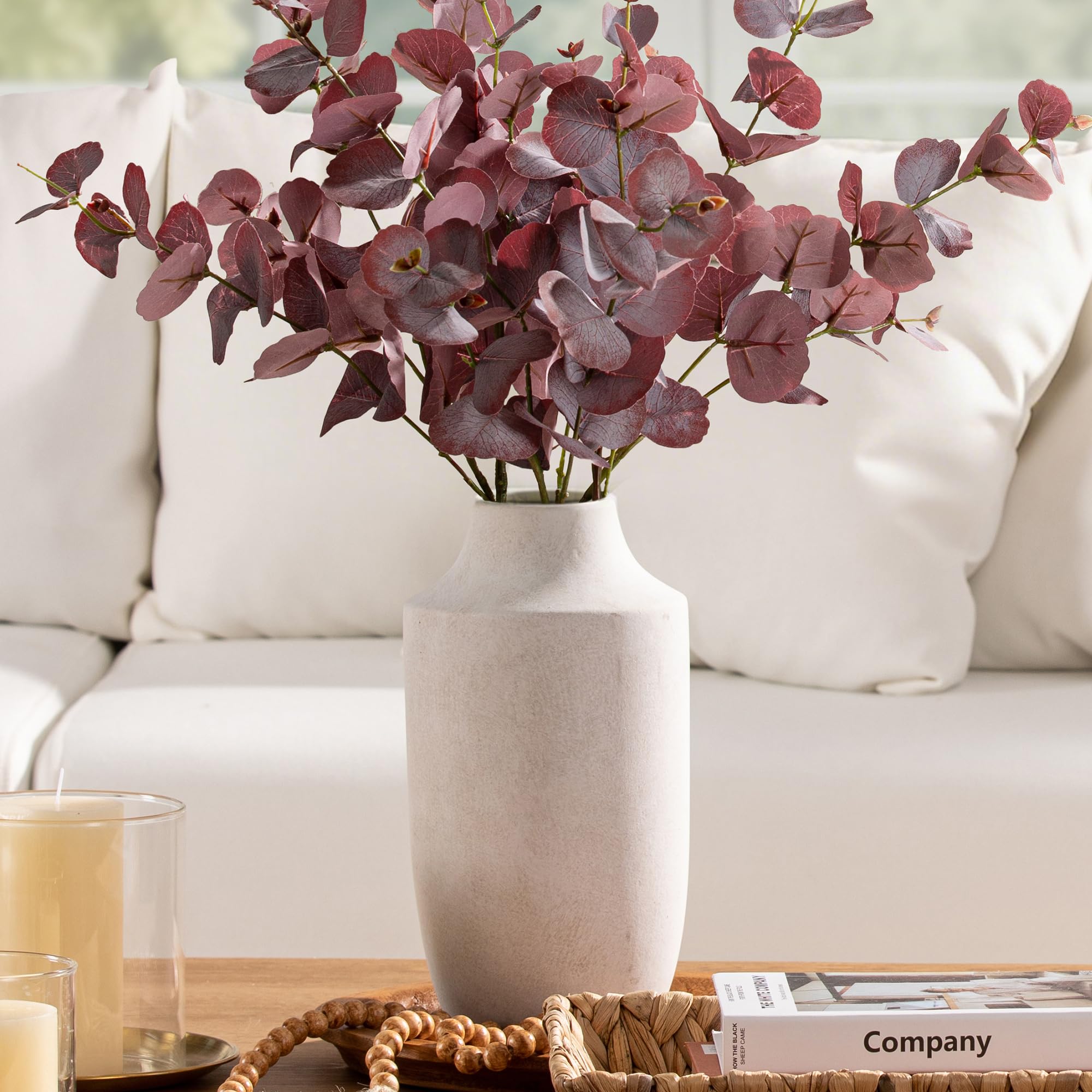 Mitt&Ditt home decor vase enhances spaces with understated elegance